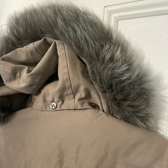 Women’s Fleet Street Faux-Fur Hooded Midweight Jacket - Picture 6 of 7